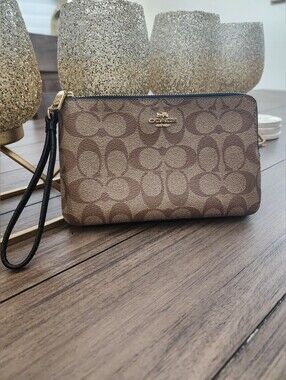 Coach Signature Canvas Wristlet in Brown/Tan